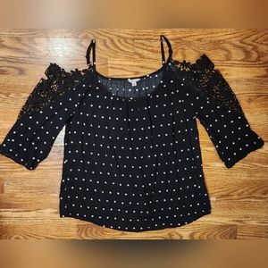 C. Est. 1946 Black & White Polka-dot Cold Shoulder Top Women's Size Large